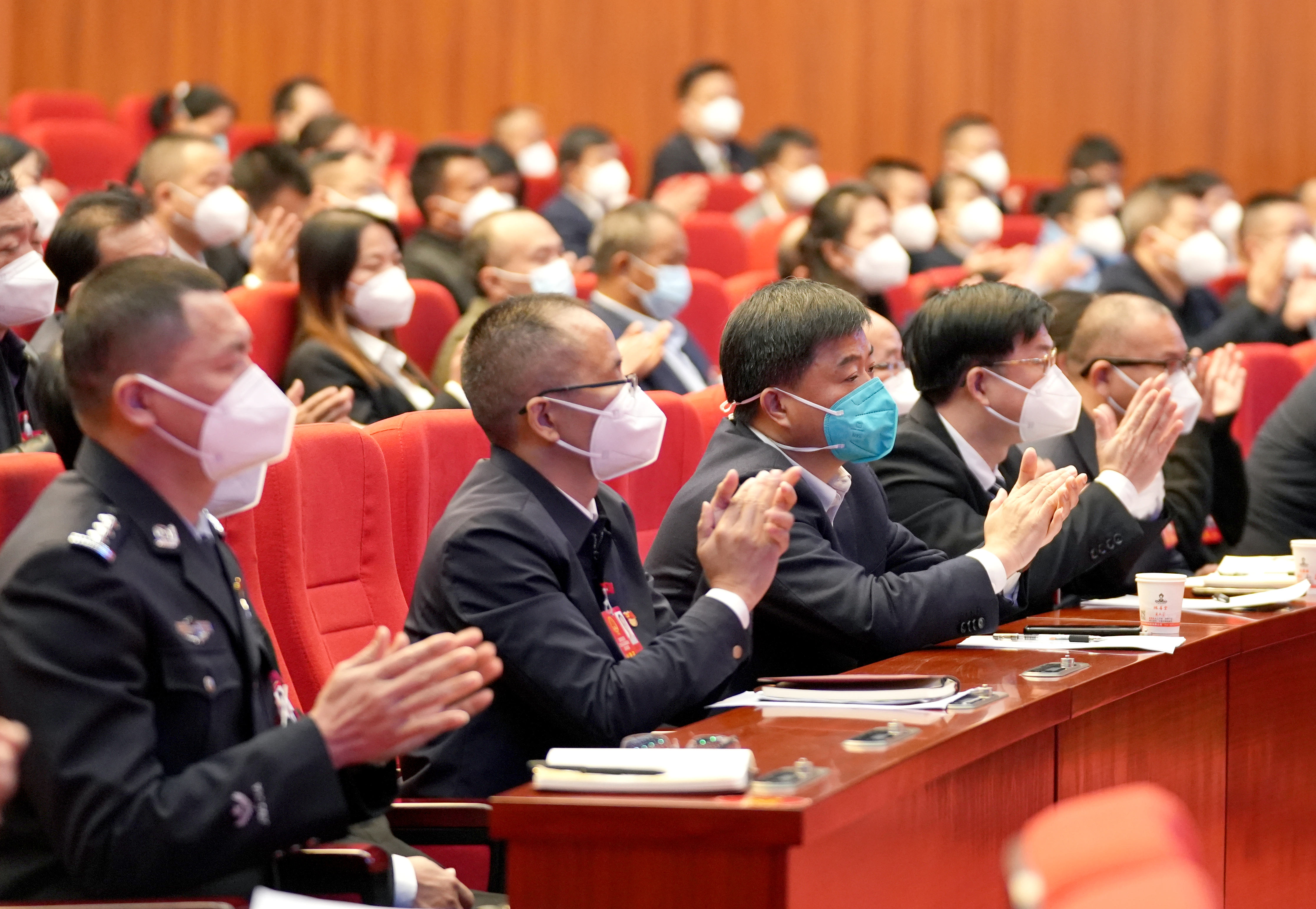 聚焦两会丨龙岩市永定区第十八届人民代表大会第二次会议胜利闭幕